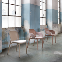 Silla Hug con Brazos