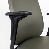 Sillón Evan Piel (RP-3555/NG)
