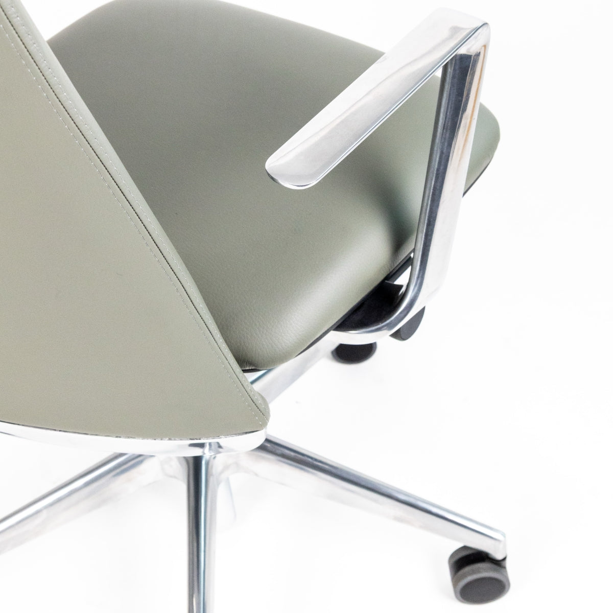 Sillón Lorenzo Alto Piel Aluminio (RE-5050-AL)