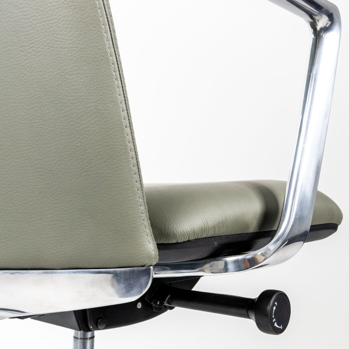 Sillón Lorenzo Alto Piel Aluminio (RE-5050-AL)