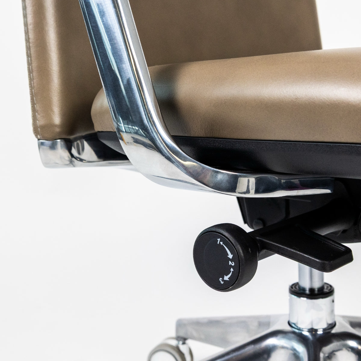 Sillón Lorenzo Alto Piel Aluminio (RE-5050-AL)